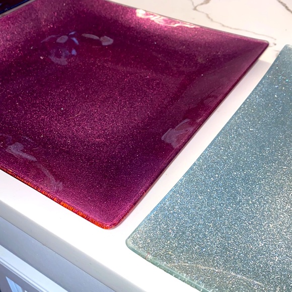 Plates - Picture 3 of 3